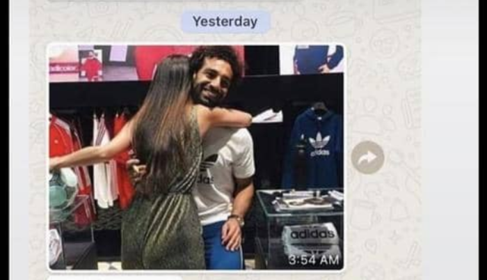 #محمد_صلاح يتلقى تهديد عبر واتساب بسبب "صورة الحضن" مع فتاة.. صورة الرسالة